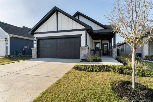 3908 Murvaul Drive, Farmersville, TX 75442