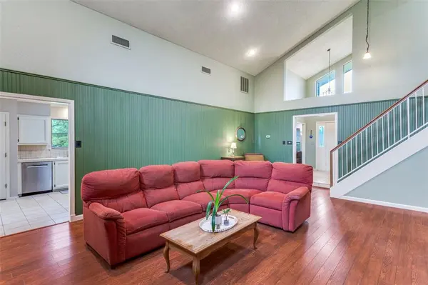 9714 Windsor Circle, Fort Worth, TX 76140