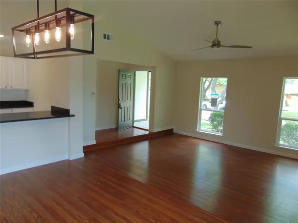 2918 Ashglen Drive, Garland, TX 75043