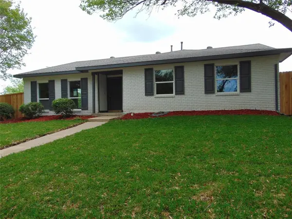 2918 Ashglen Drive, Garland, TX 75043