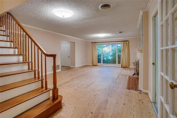 1439 Junior Drive, Dallas, TX 75208