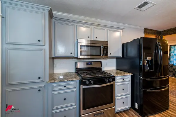 832 E Washington Street, Shreveport, LA 71104