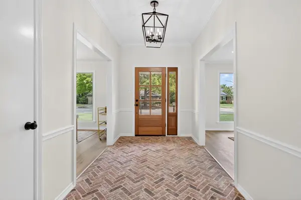 4316 Winding Way, Benbrook, TX 76126