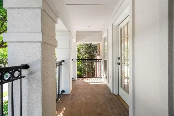 5915 Dripping Springs Drive, Frisco, TX 75034