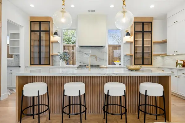 8730 Rexford Drive, Dallas, TX 75209