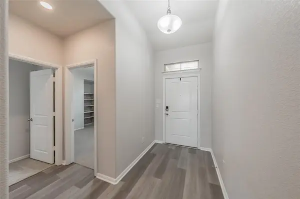 9929 Clemmons Road, Fort Worth, TX 76108