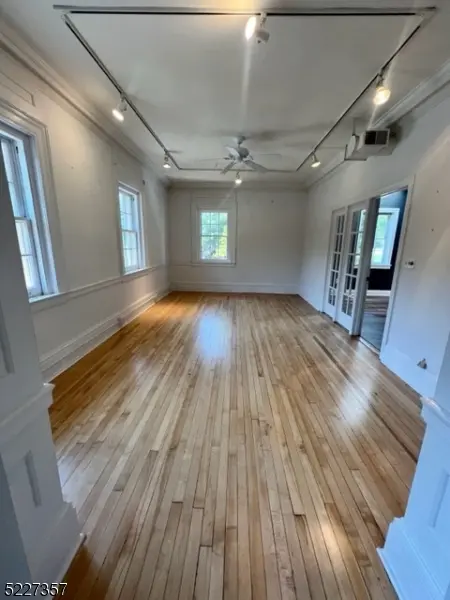 855 Bloomfield Ave, 200A, Glen Ridge Boro Twp., NJ 07028