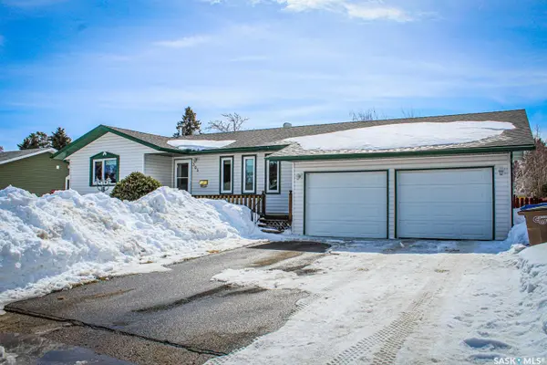 305 Churchill DRIVE, Melfort, SK S0E 1A0