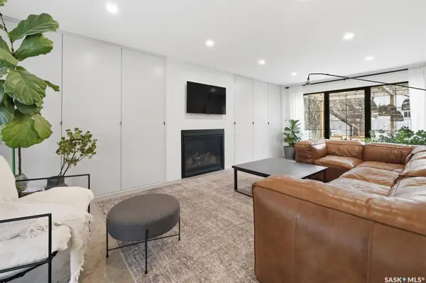 3610 Balfour COURT, Saskatoon, SK S7H 4B2