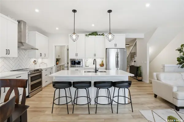 114 Keith WAY, Saskatoon, SK S7V 0X7