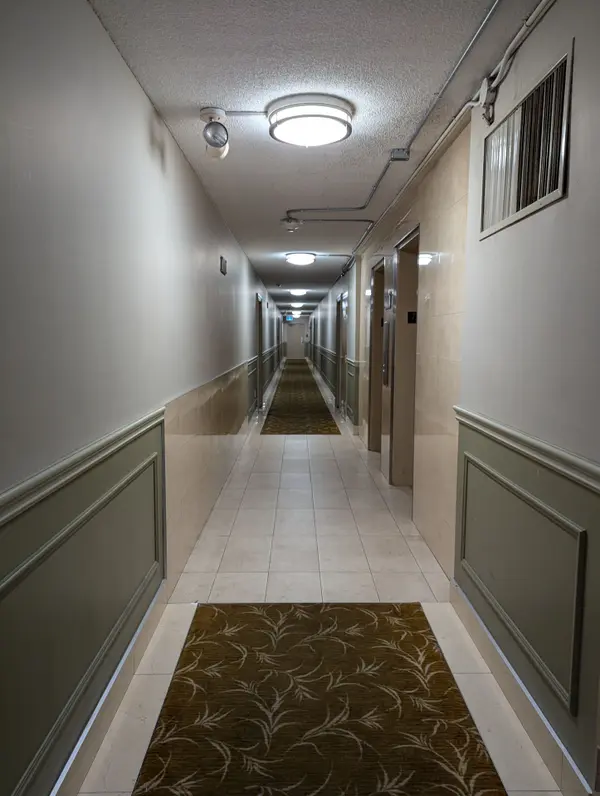 1615 Bloor ST N #708, Mississauga, ON L4X 1S2