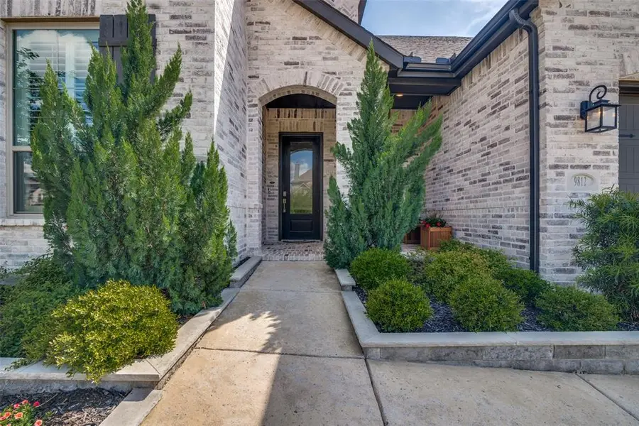 9812 Surveyor Road, Little Elm, TX 75068