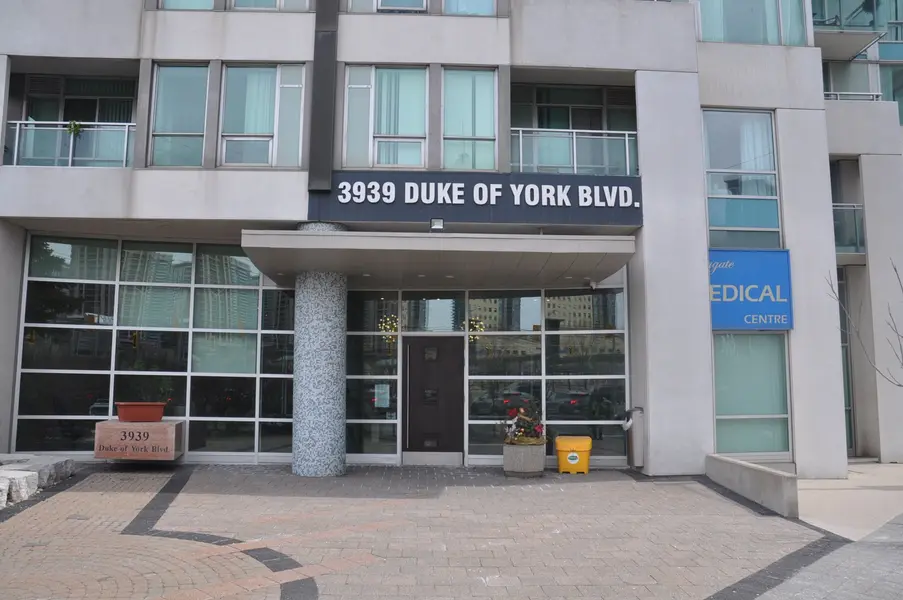 3939 Duke of York BLVD #1405, Mississauga, ON L5B 4N2