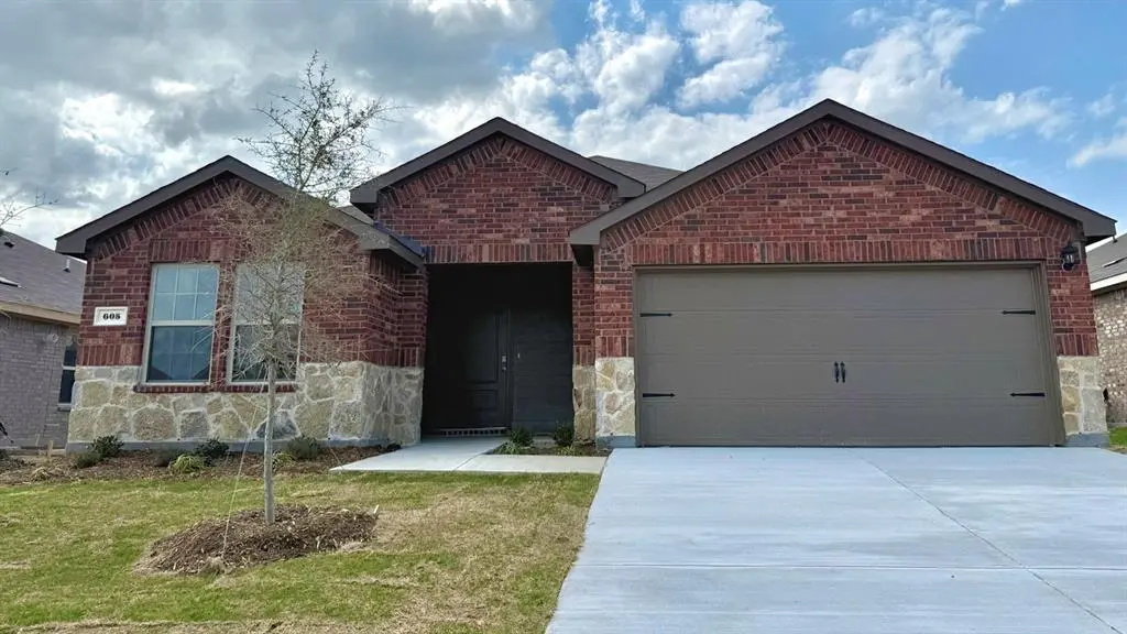 605 Willow Street, Josephine, TX 75135