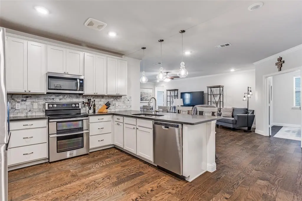 651 N Watters Road #1206, Allen, TX 75013