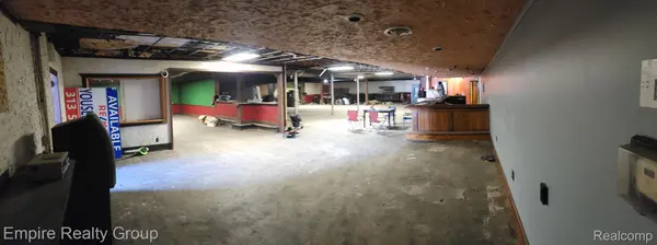 25621 ECORSE RD, Taylor, MI 48180