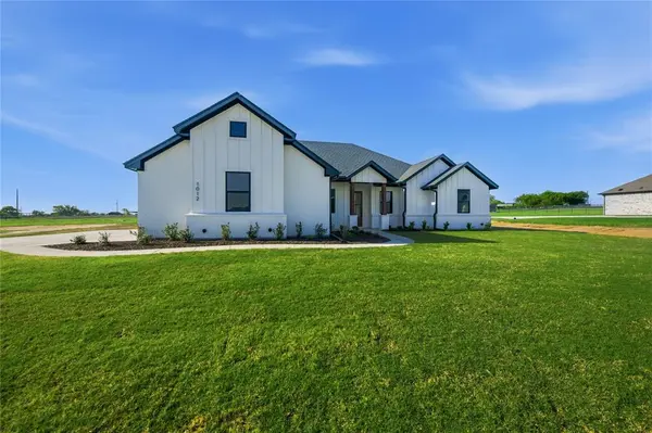 1012 Katie Court, Reno, TX 76020