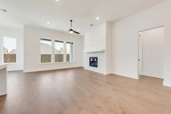 6036 Foxwheel Way, Fort Worth, TX 76123