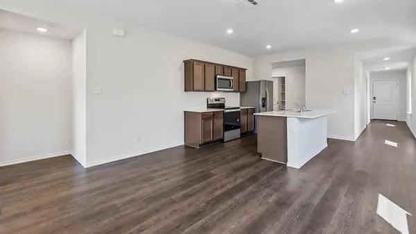 1223 Barkridge Drive, Crandall, TX 75114