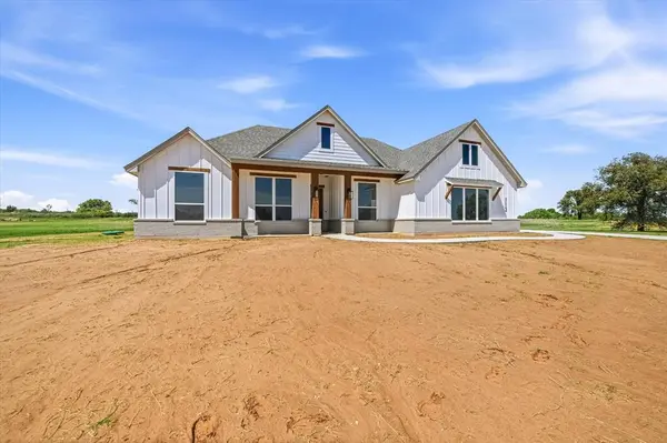 113 Cattleman Drive, Poolville, TX 76487