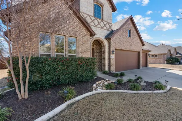 830 Magnolia Drive, Weatherford, TX 76086