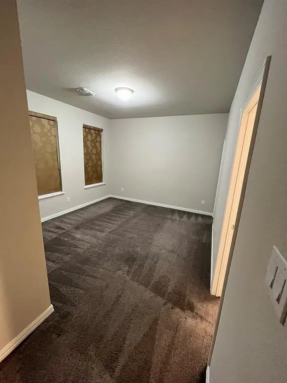 2820 Long Slope Road, Arlington, TX 76001