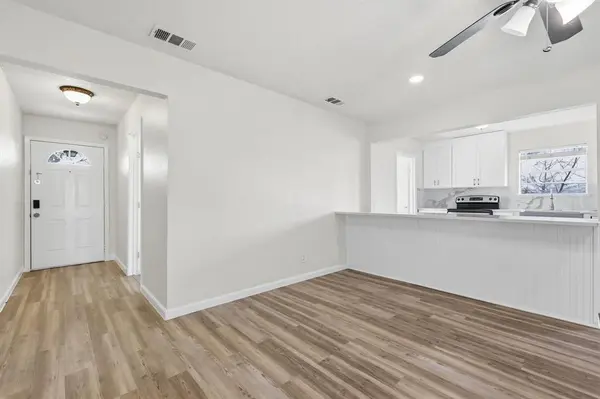 3913 Hickox Road, Rowlett, TX 75089