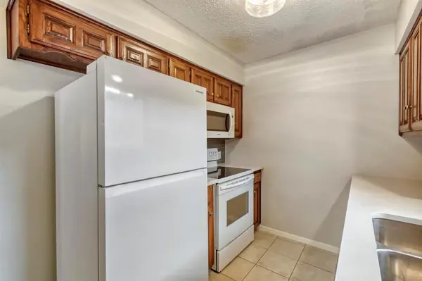 2913 Marys Lane, Fort Worth, TX 76116