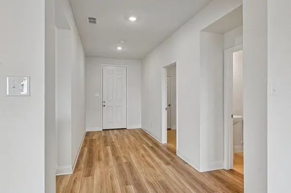 605 Tracy Court, Justin, TX 76247