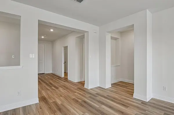 605 Tracy Court, Justin, TX 76247