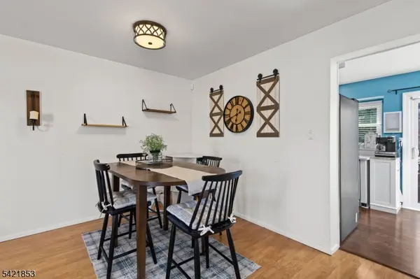 7 Great Horned Owl Ct, Allamuchy Twp., NJ 07840