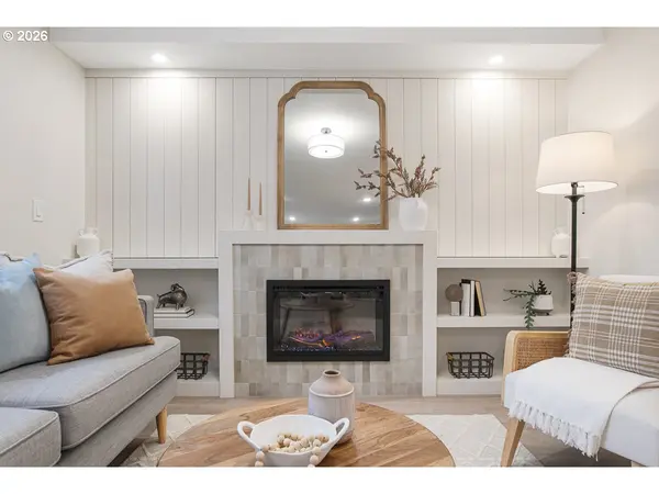 6703 SE 69th AVE #A, Portland, OR 97206