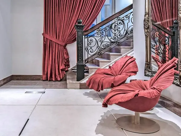 197 Yonge ST #2412, Toronto C08, ON M5B 1M4