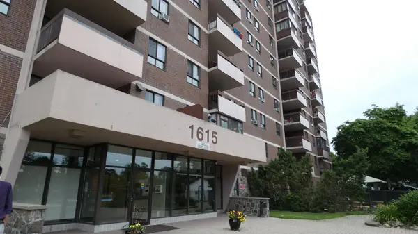 1615 Bloor ST N #708, Mississauga, ON L4X 1S2