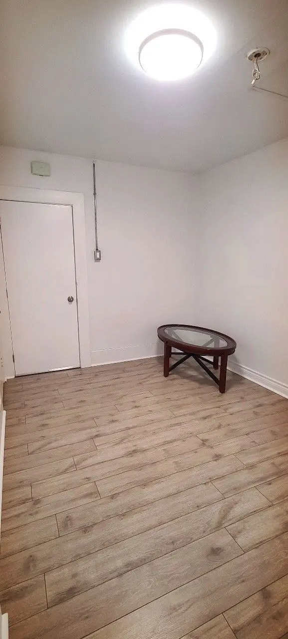 1351 St Clair AVE W #2fl Apt, Toronto W03, ON M6E 1C5