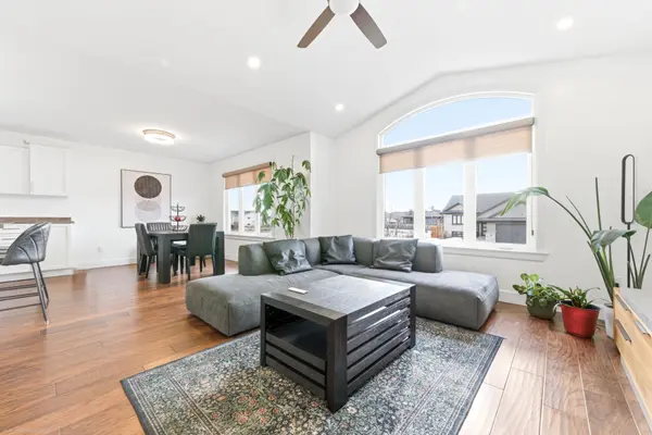 20 Liam ST, Petawawa, ON K8H 0C2