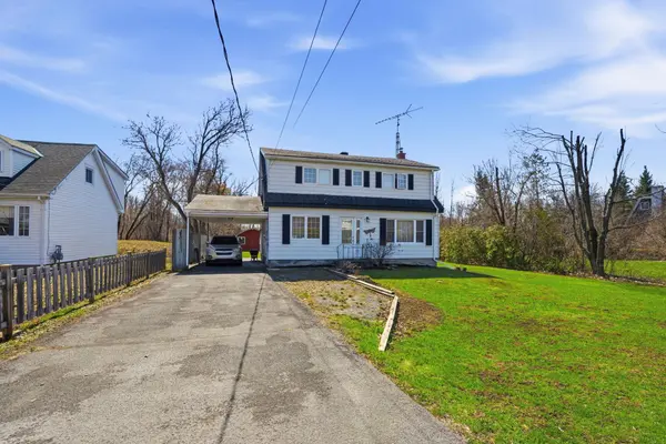 17370 Headline RD, South Stormont, ON K0C 1P0