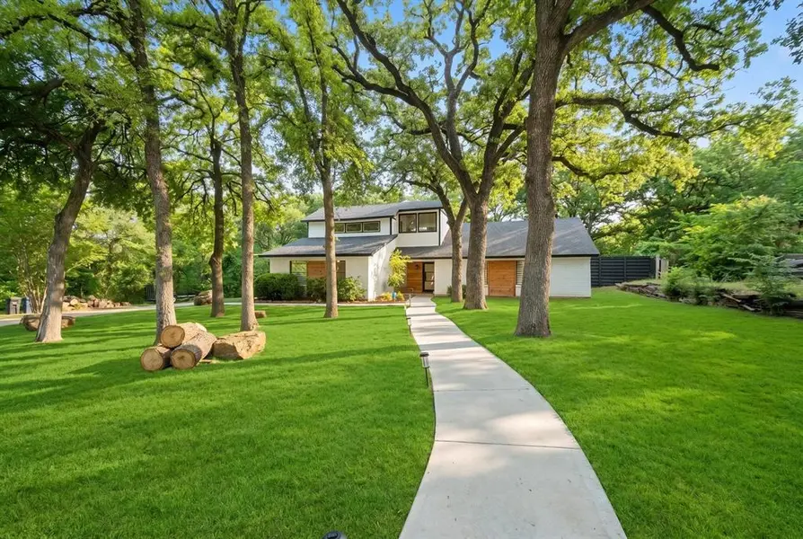 7808 Kramer Court, Fort Worth, TX 76112