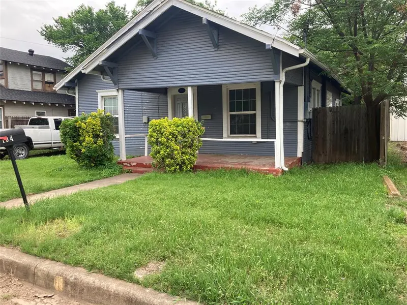 104 May Avenue, Cleburne, TX 76031