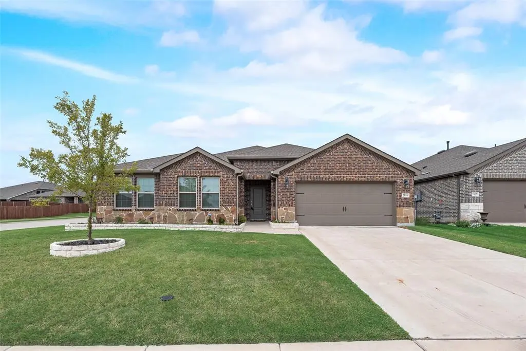 2016 Hampton Street, Anna, TX 75409