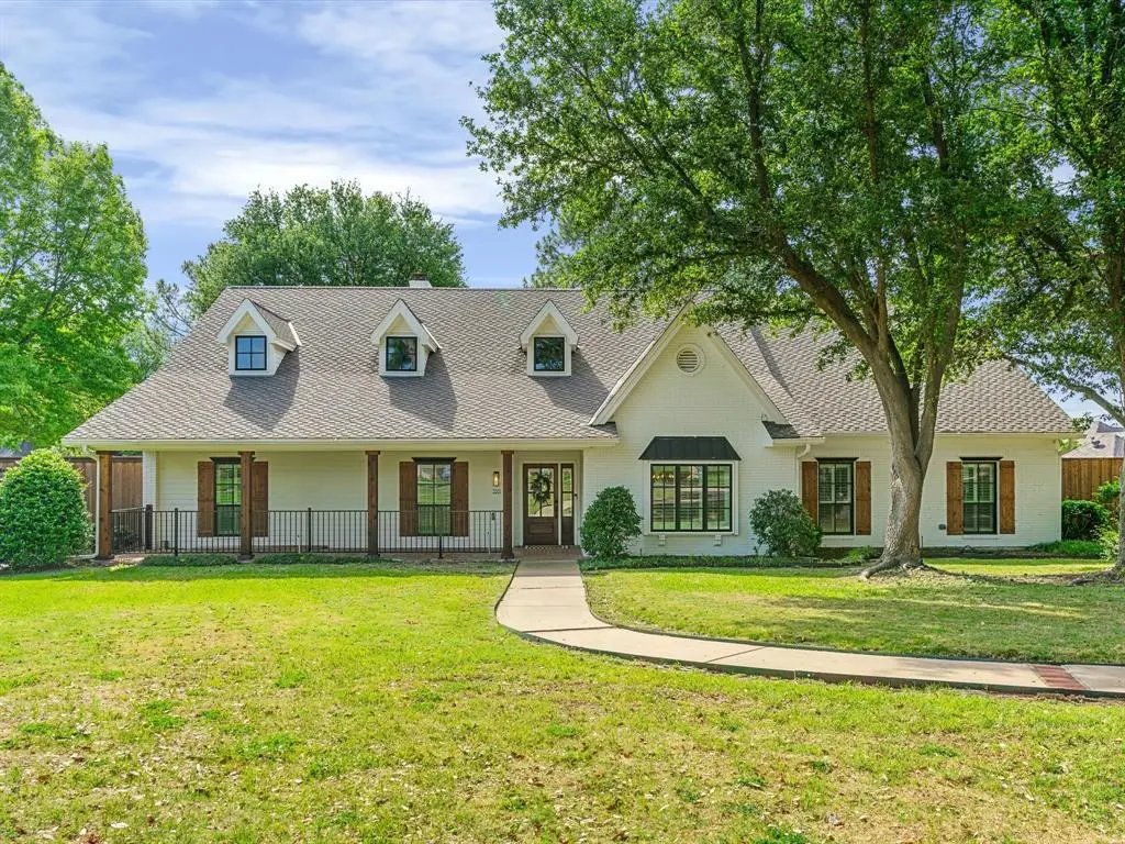 3511 Woodcrest Court, Colleyville, TX 76034