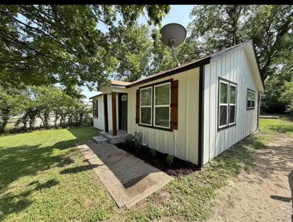 1210 Hogan Lane, Bellmead, TX 76705