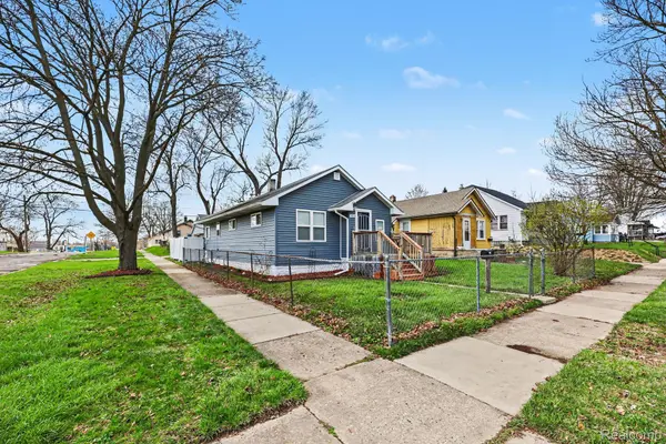 925 Kenilworth AVE, Pontiac, MI 48340