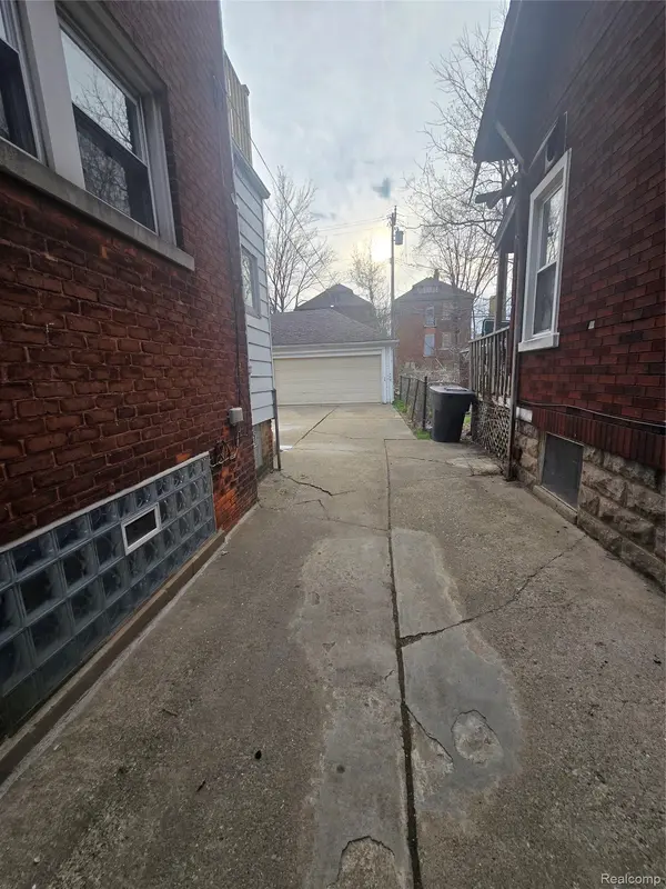 15923 Normandy ST, Detroit, MI 48238