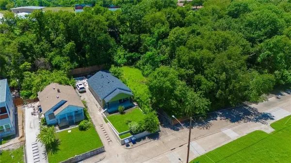 2000 Canyon Street, Dallas, TX 75203