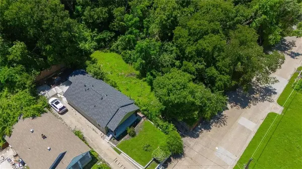 2000 Canyon Street, Dallas, TX 75203