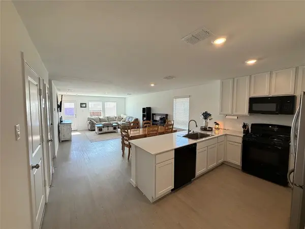 14120 Hammersmith Street, Pilot Point, TX 76258