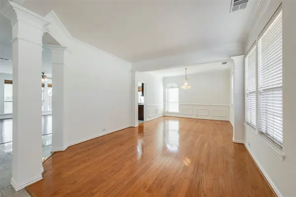 917 Crestview Drive, Coppell, TX 75019