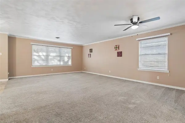 1626 Post Oak Drive, Irving, TX 75061