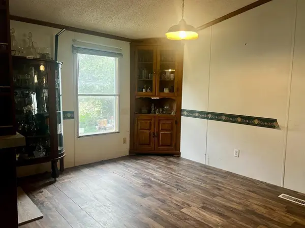 415 Hilltop Trail, New Fairview, TX 76078